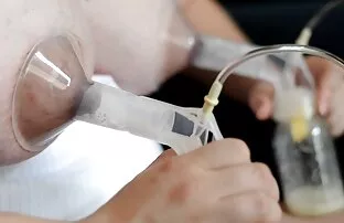 XXX 俄罗斯女人的裤子只是在公鸡的屁股大 性爱视频电影