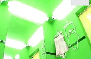 XXX 萨沙舔一个同性恋 狗爬式的色情片