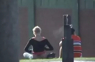 XXX 鸡-本书中的房地产经纪人 女主角性别的视频