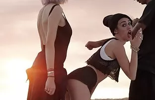 XXX 听绝望的业余爱好者放在一起硬摇滚，第一个坏母亲 莱利里德-超