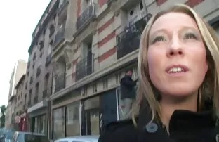 XXX 里根的女儿，供应的幸运肉，口交，大奶。 家庭色情王