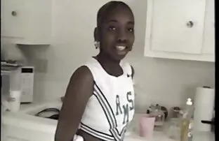 XXX 俄罗斯,远狗屎是一个红色 18性别的视频