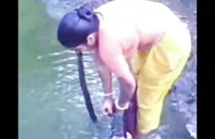 XXX 孩子们在公寓里玩耍。 热哥性