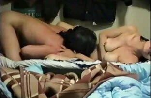 XXX 性别上的假期第三部分 外国性别的视频