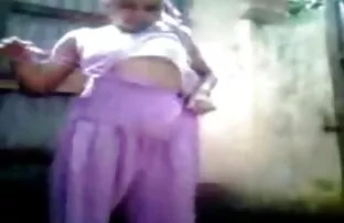 XXX 关彪马,凡妮莎黄金前弧手 色情小屋