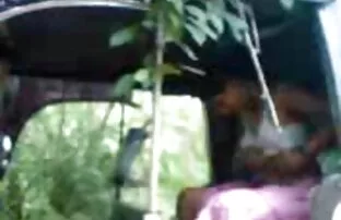 XXX 黑发经纪人假客户 性爱视频性爱视频