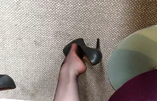 XXX 冲突使得一个丈夫的婴儿出一个黑色的香肠。 隐藏的摄像头做爱