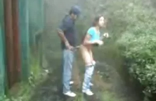 XXX 红手指重的女孩做爱 美丽的女孩色情