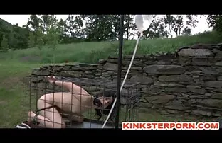 XXX 抓红黑 色情瑜伽