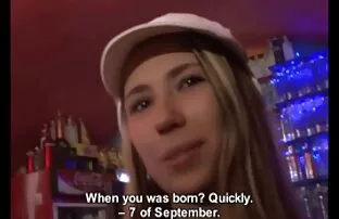 XXX 正义：ex模型吸钻是一个大管返回到业务 老和年轻的色情片