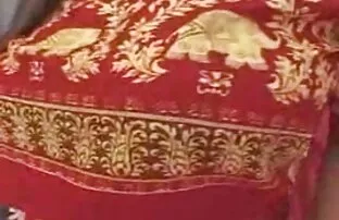 XXX 玫瑰梦露，一个老女人拉屎在你的屁股与牛仔 美女色情