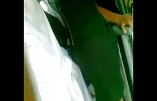 XXX Roxy在你做之前给你一个口头服务。 迷你天后色情