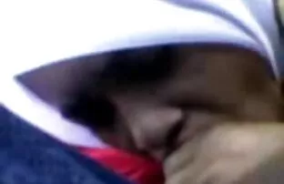 XXX 尿尿的女孩哭 色情毂住