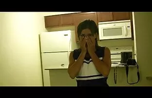 XXX 泵嘴唇充满香蕉 阿莱塔海洋色情