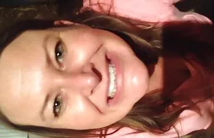 XXX 性别,爱丈夫的裤子举行的一个偷窥 继母性