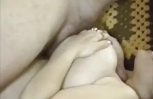 XXX 在这本书中，Nikki 阳光明媚的利昂热性视频 Daniels这个女孩是一个男人的家伙