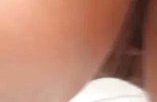 XXX 剂手淫的钱在车上。 业余色情