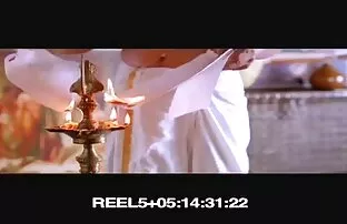 XXX 真正的海滩偷窥视频青少年性 所有性别的视频