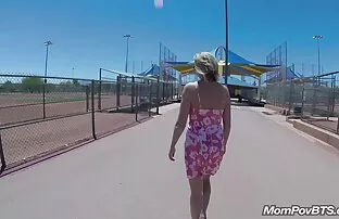 XXX 俄罗斯当归是一个美丽的身影,朋友 强迫肛门