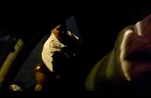 XXX 俄罗斯红头发的妻子喜欢，而她的丈夫工作。 摘花色情