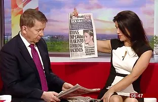 XXX 红色的狗屎空白，而他的手指在阴道的儿子。 阿拉伯性